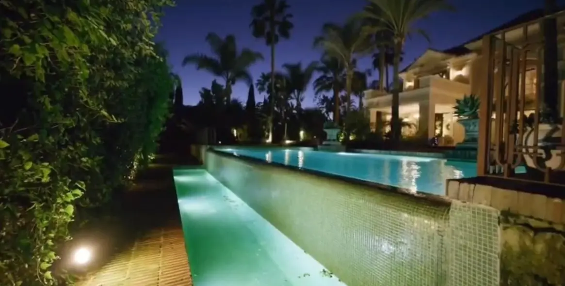 Продажа  отдельно стоящей виллы в Guadalmina Baja 8