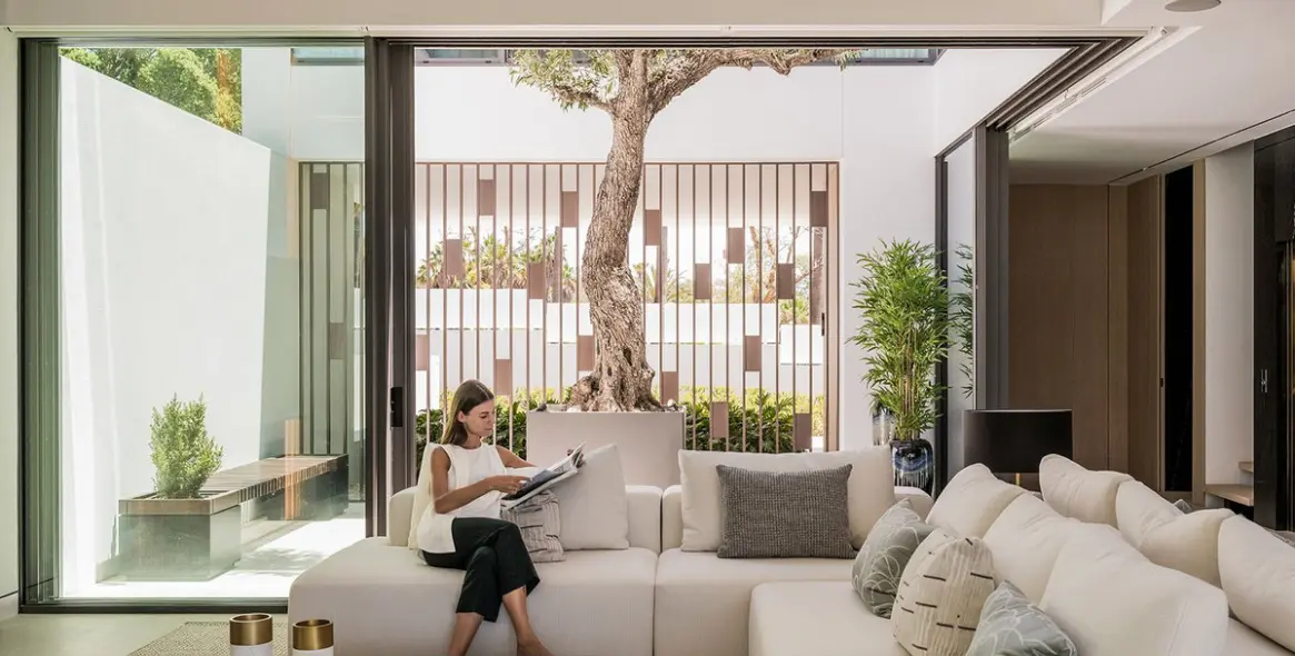 Sale of semi-detached house in Marbella (district The Golden Mile) 2