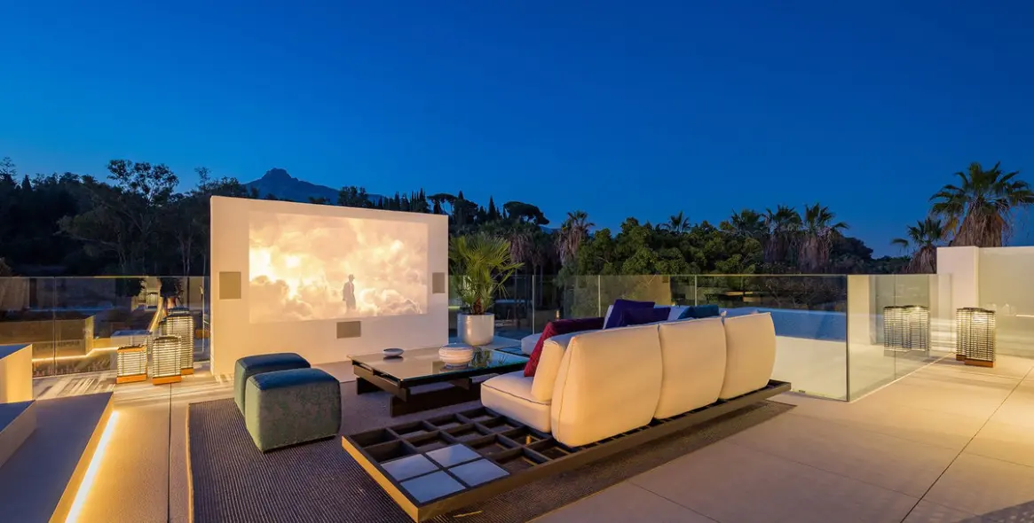 Sale of semi-detached house in Marbella 45