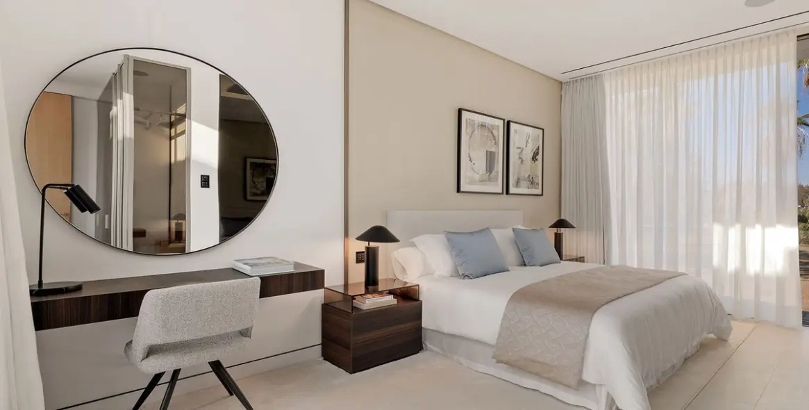 Продажа дома на две семьи в Marbella 20