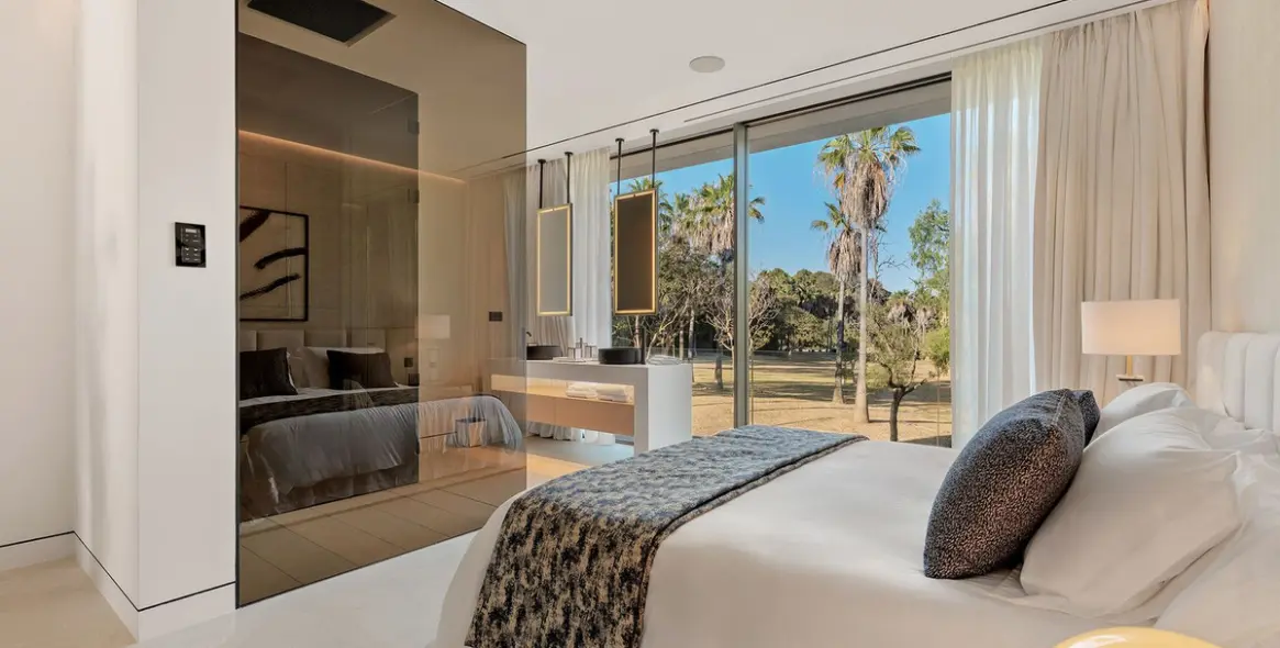 Продажа дома на две семьи в Marbella 23
