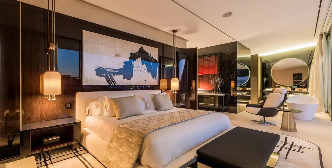 Продажа дома на две семьи в Marbella 46