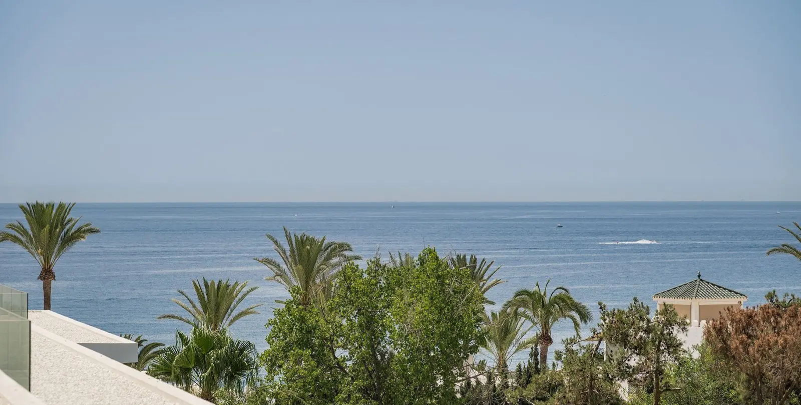 Продажа дома на две семьи в Marbella 29