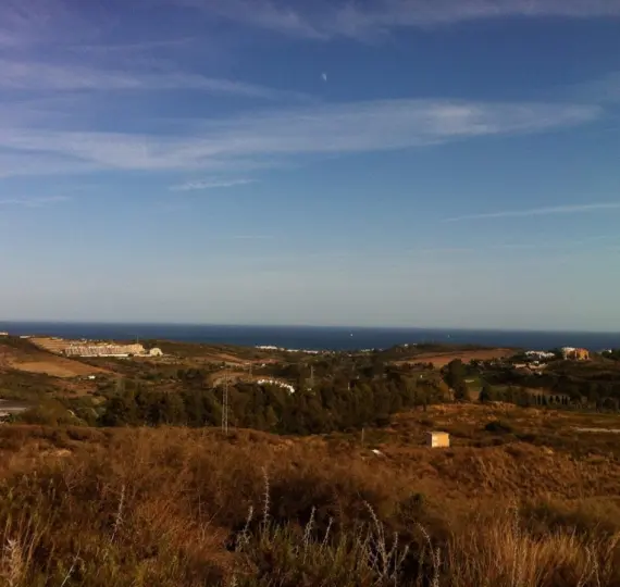 Sale of residential plot in Casares