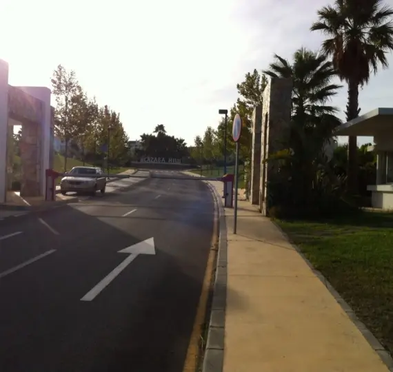 Sale of residential plot in Casares