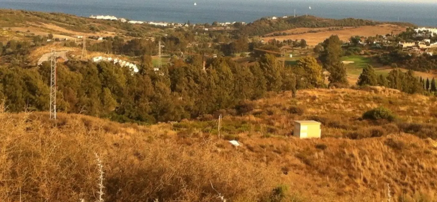 Sale of residential plot in Casares 1