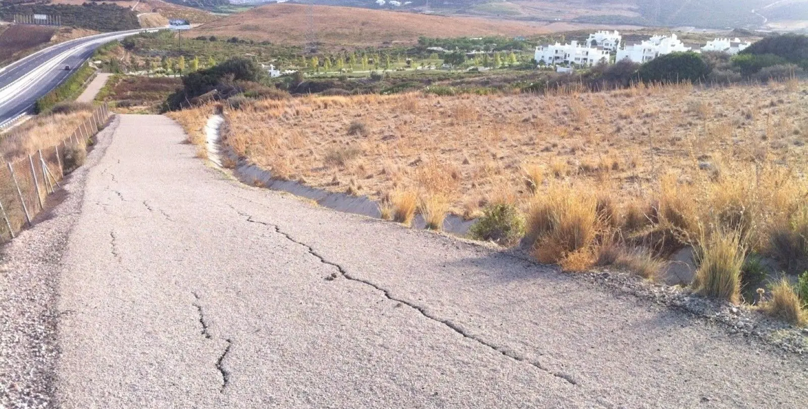 Sale of residential plot in Casares 3