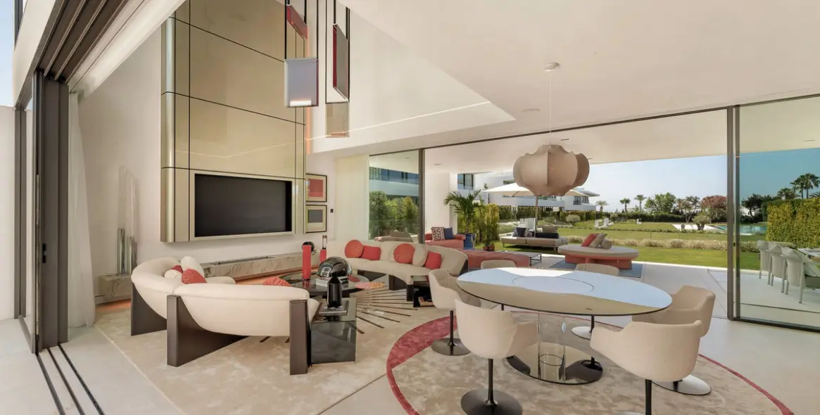 Sale of semi-detached house in Marbella 22