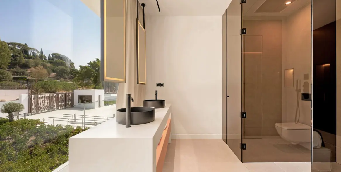 Sale of semi-detached house in Marbella 31