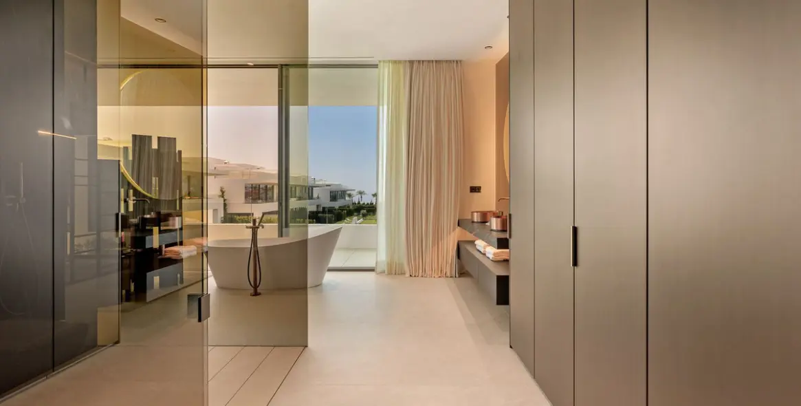 Sale of semi-detached house in Marbella 33