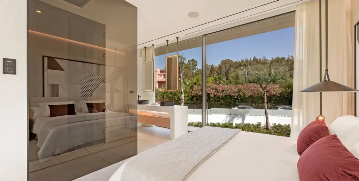 Sale of semi-detached house in Marbella 35