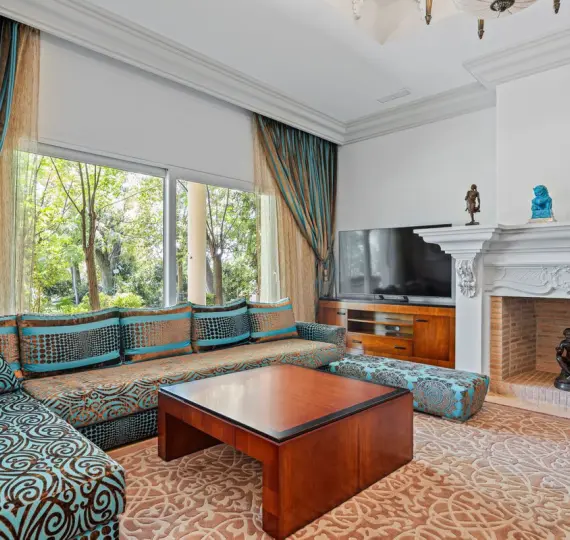 Detached villa R5044594