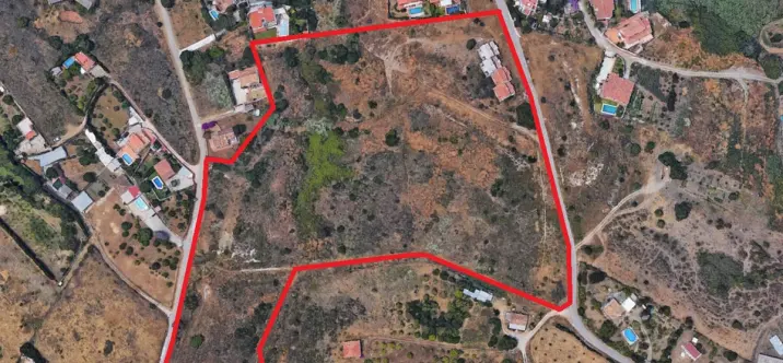 Parcela residencial R2761094 0