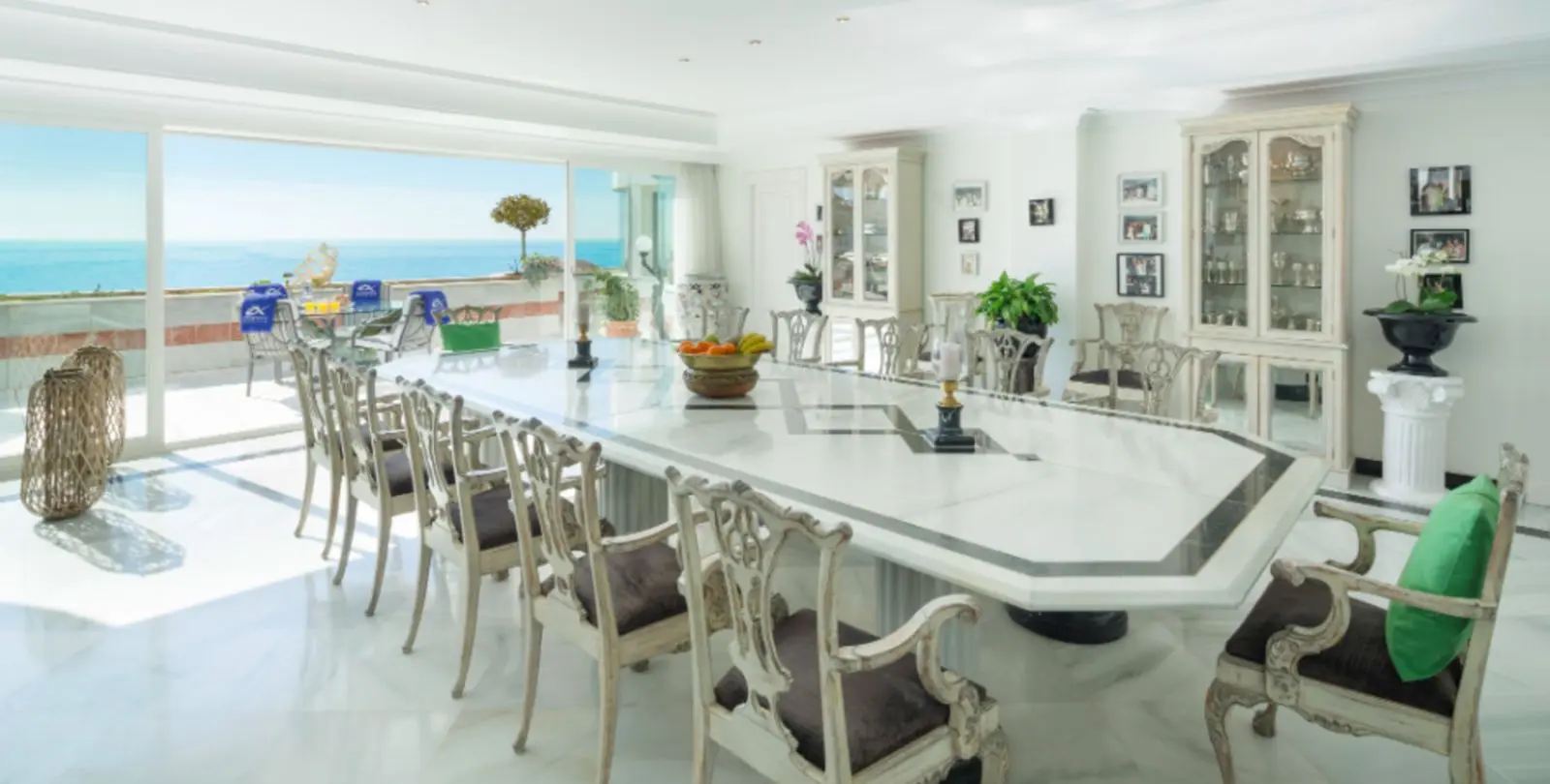 Short-term rent of penthouse in Puerto Banús 4