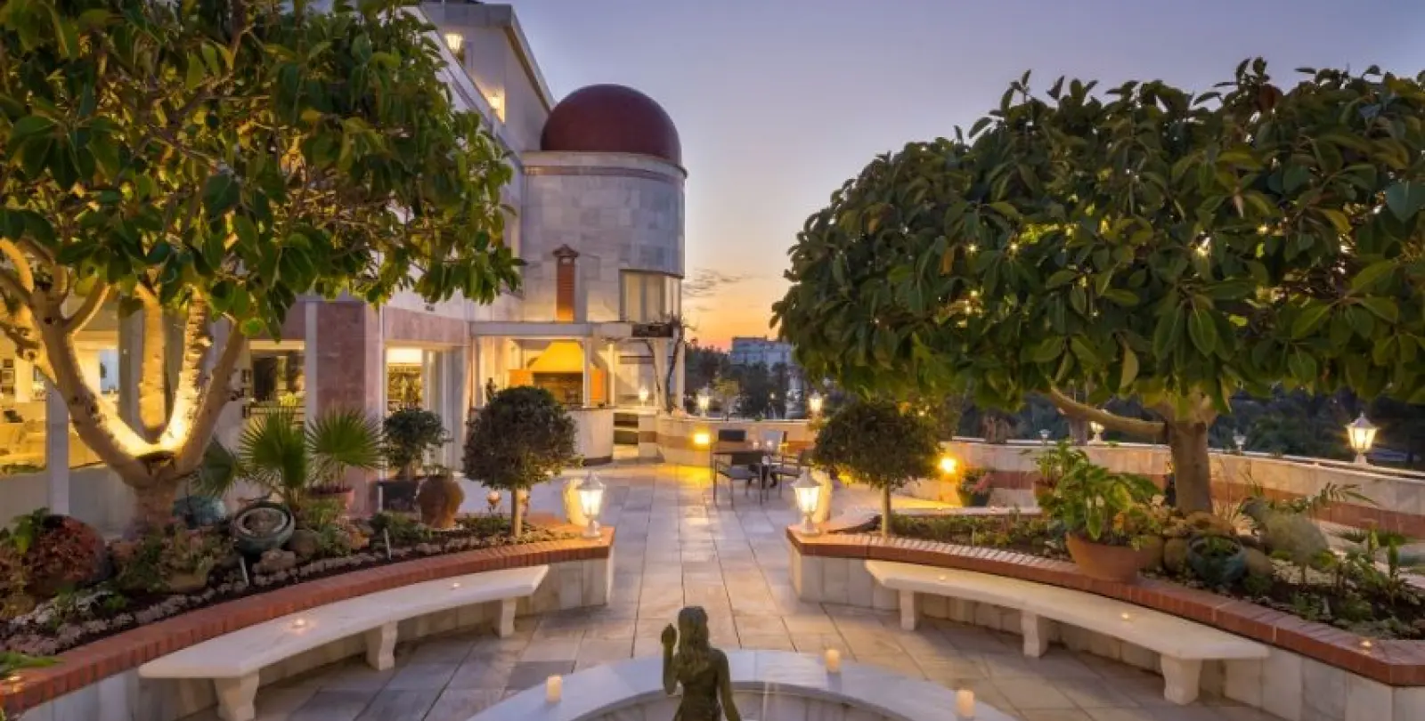 Short-term rent of penthouse in Puerto Banús 16
