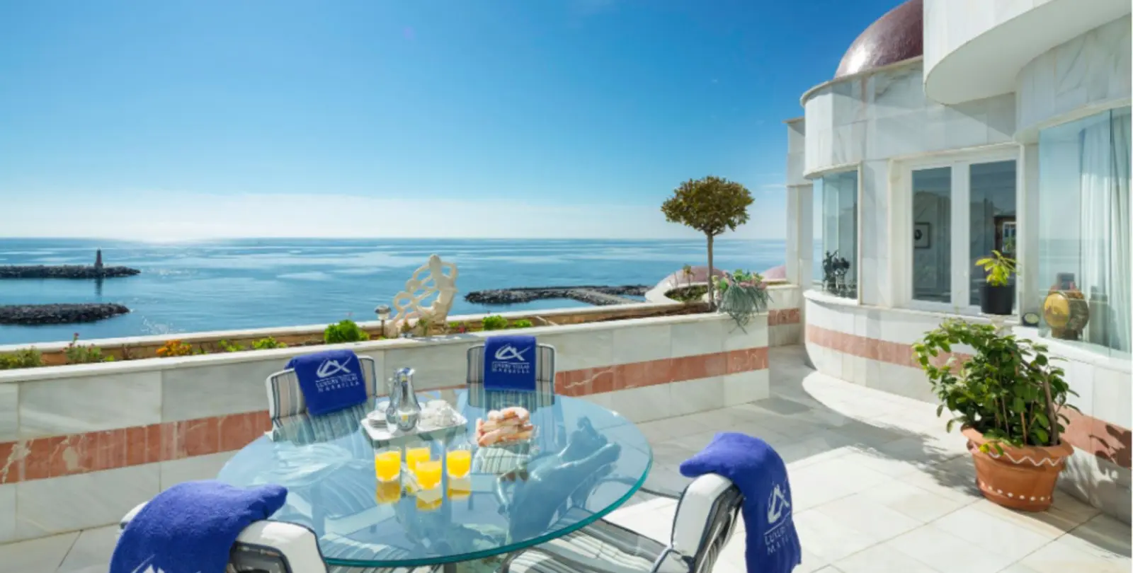 Short-term rent of penthouse in Puerto Banús 39