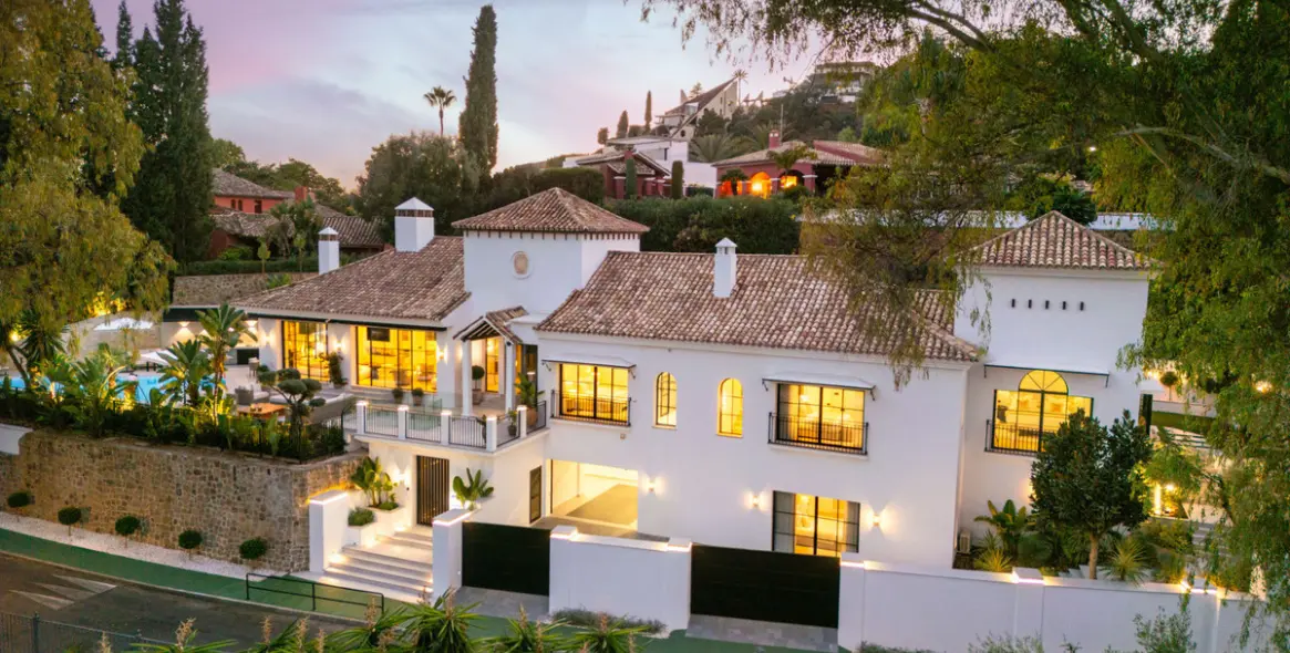 Sale of detached villa in Benahavís 1