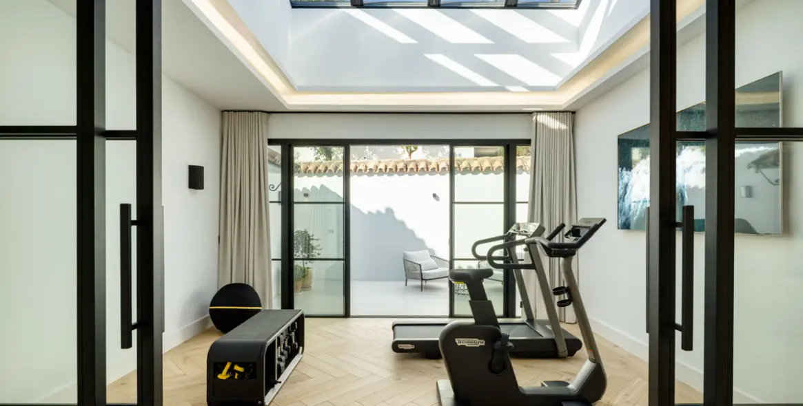 Sale of detached villa in Benahavís 18