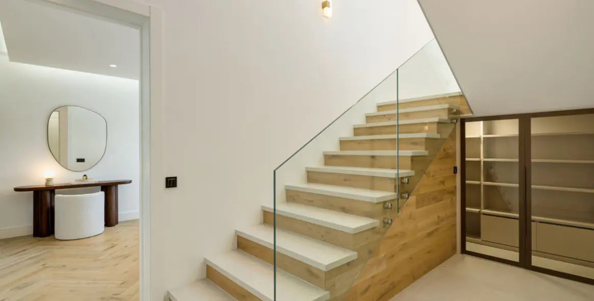 Sale of detached villa in Benahavís 30