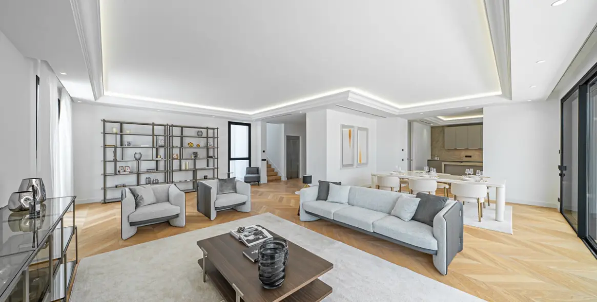 Sale of detached villa in The Golden Mile 3