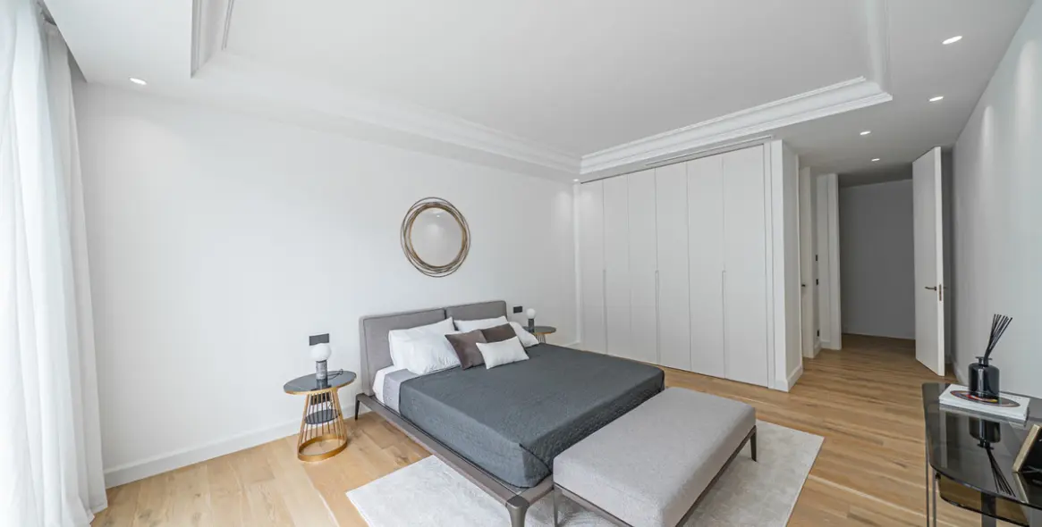 Sale of detached villa in The Golden Mile 19