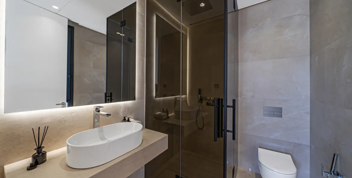 Sale of detached villa in The Golden Mile 25