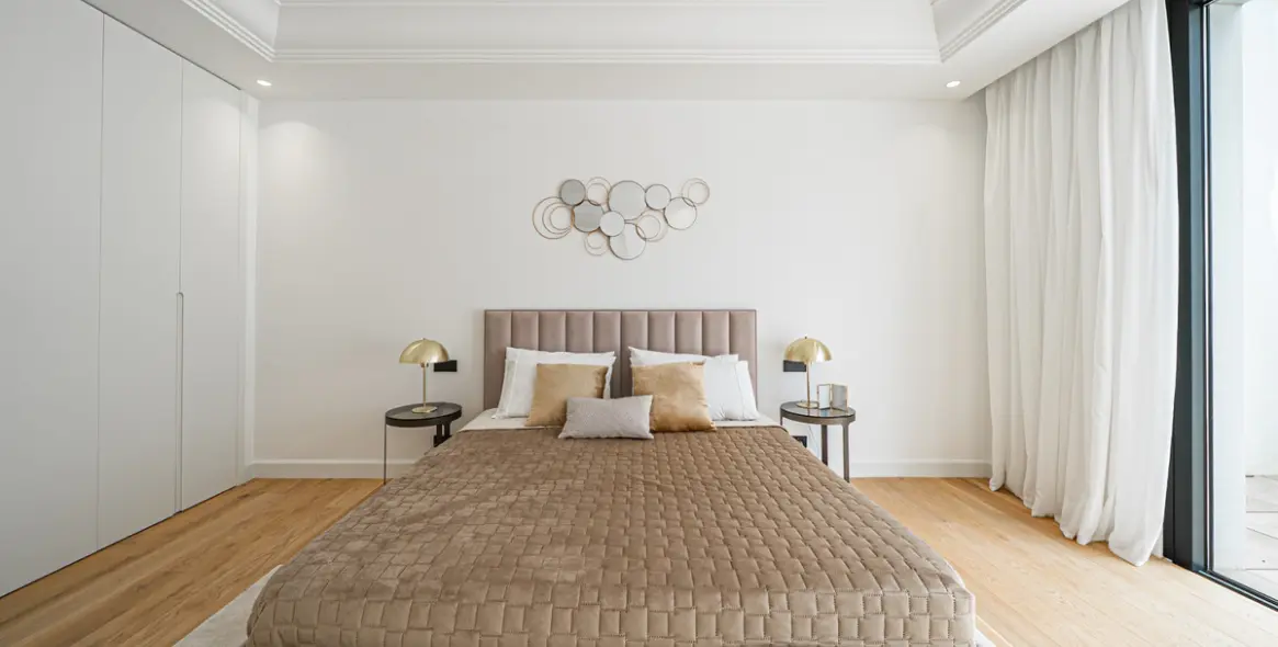 Sale of detached villa in The Golden Mile 32