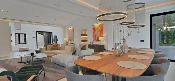 Sale of detached villa in Puerto Banús 4
