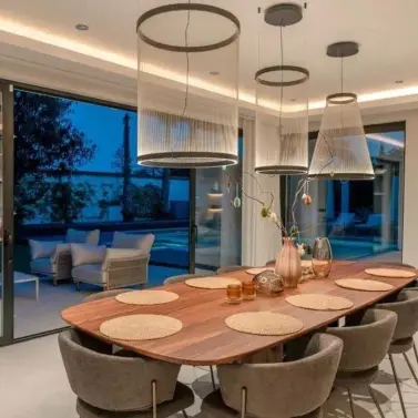 Sale of detached villa in Puerto Banús