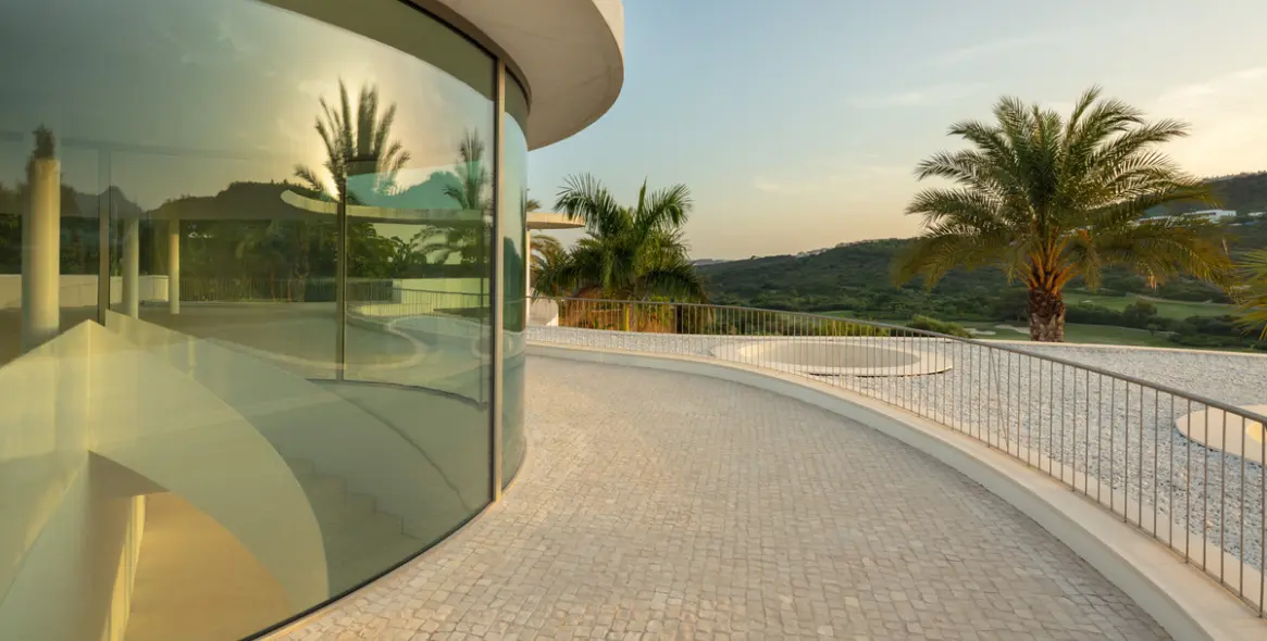 Sale of detached villa in Casares 17