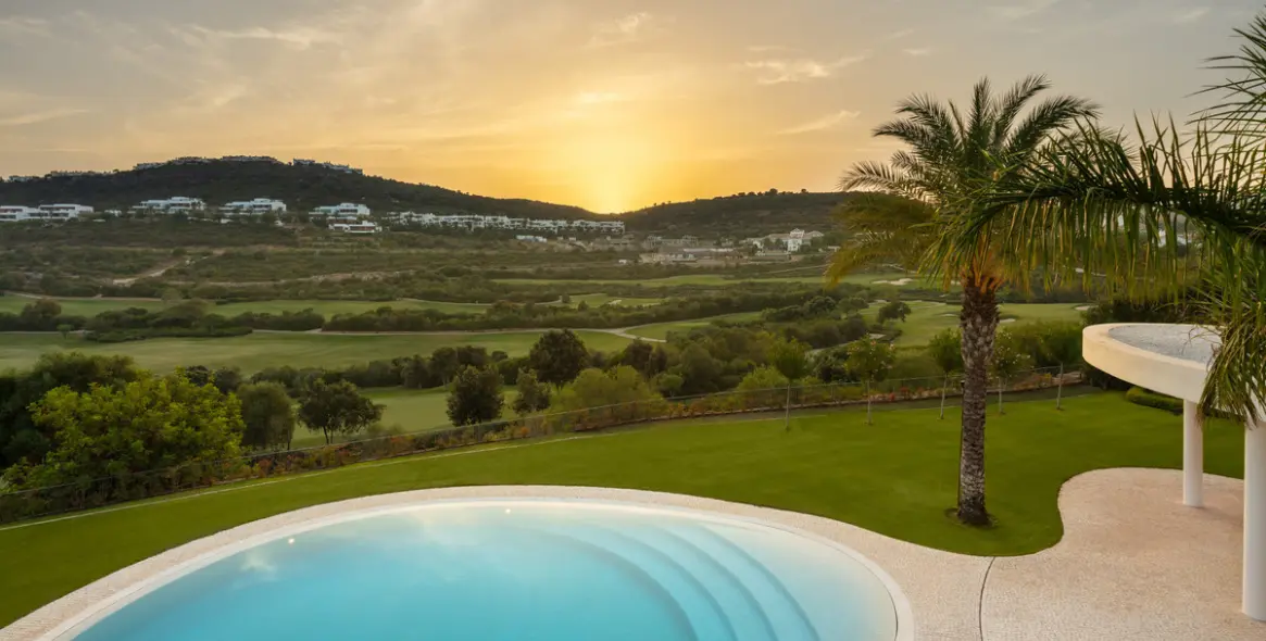 Venta de villa independiente en Casares 18