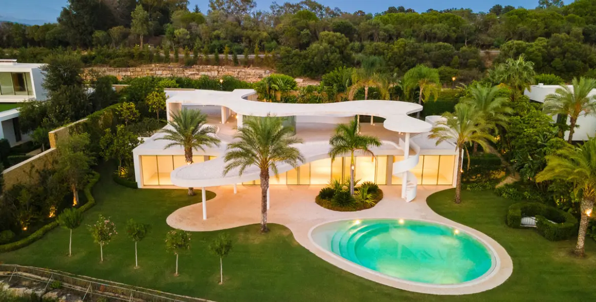 Продажа  отдельно стоящей виллы в Casares 22