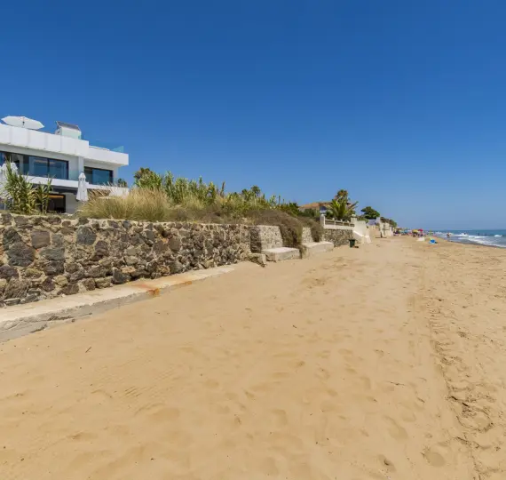 Краткосрочная аренда  отдельно стоящей виллы в Costabella