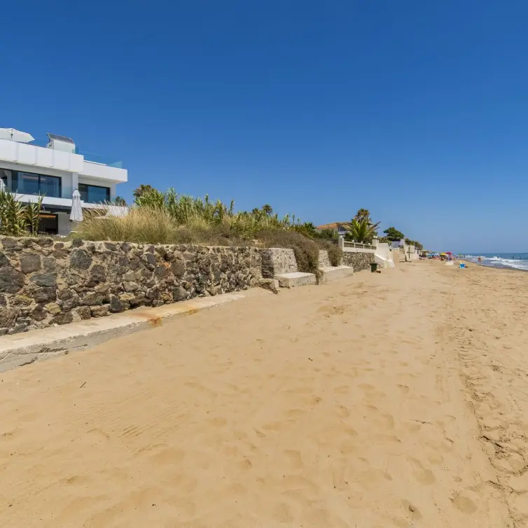 Краткосрочная аренда  отдельно стоящей виллы в Costabella