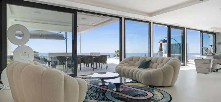 Продажа  отдельно стоящей виллы в El Paraiso 0