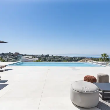 Продажа  отдельно стоящей виллы в El Paraiso