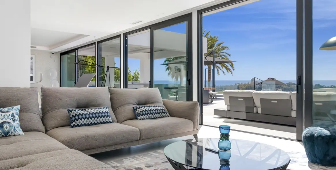 Продажа  отдельно стоящей виллы в El Paraiso 21