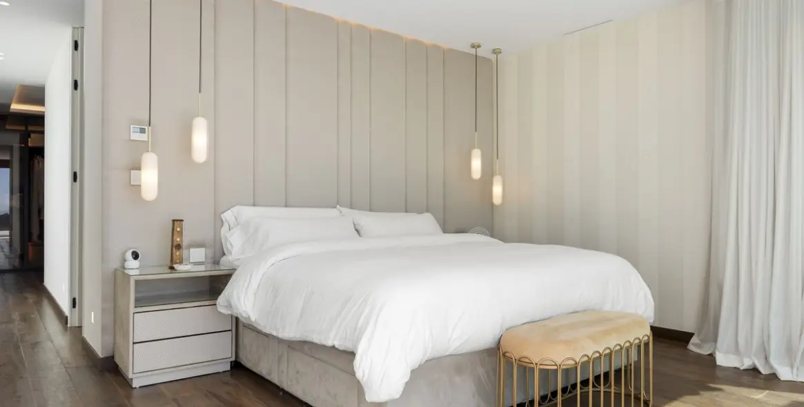 Продажа  отдельно стоящей виллы в El Paraiso 34