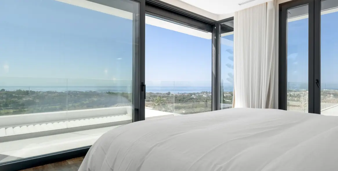 Продажа  отдельно стоящей виллы в El Paraiso 35