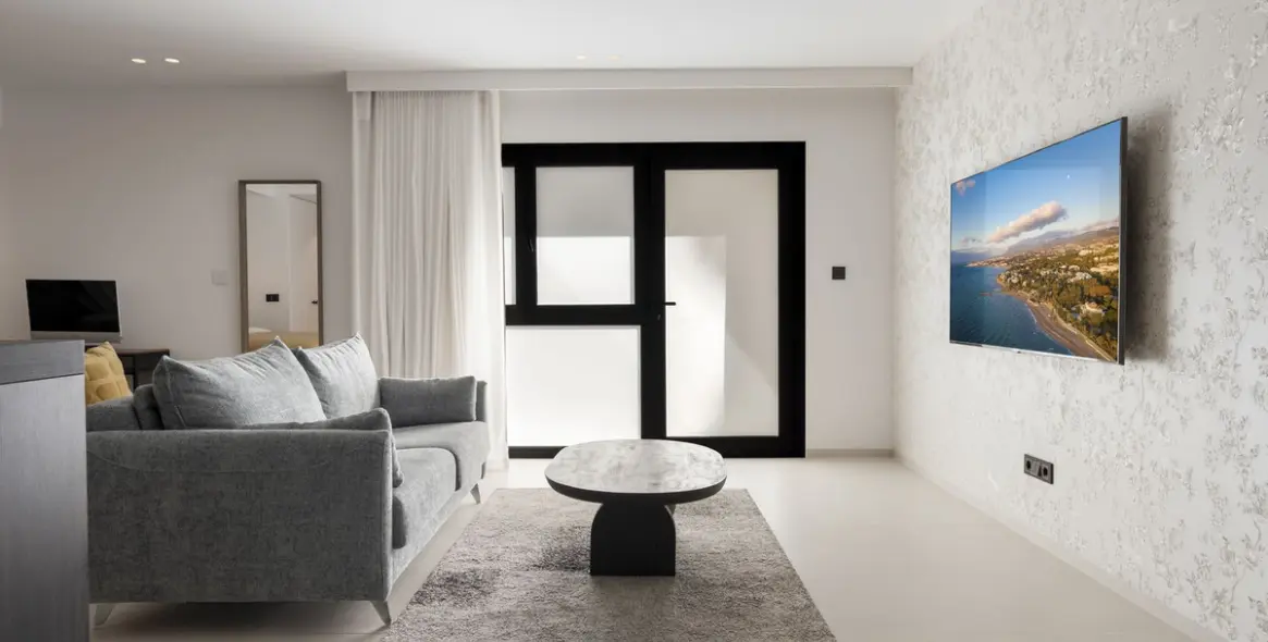 Продажа  отдельно стоящей виллы в El Paraiso 59