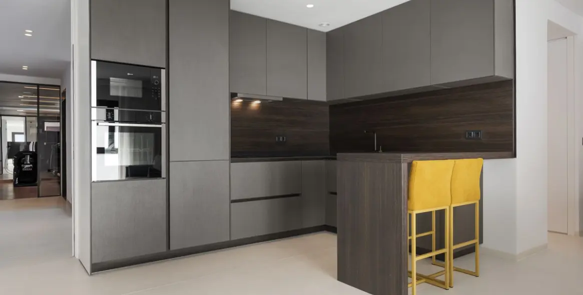 Продажа  отдельно стоящей виллы в El Paraiso 61