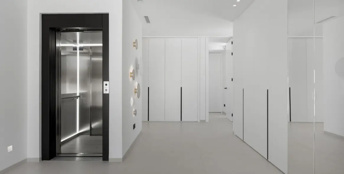 Продажа  отдельно стоящей виллы в El Paraiso 67