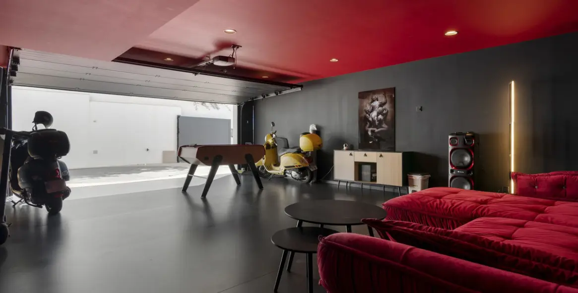 Продажа  отдельно стоящей виллы в El Paraiso 81