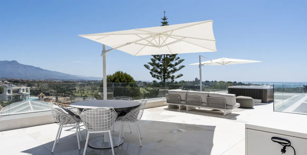 Продажа  отдельно стоящей виллы в El Paraiso 90