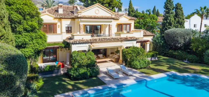 Villa independiente R5204737 3