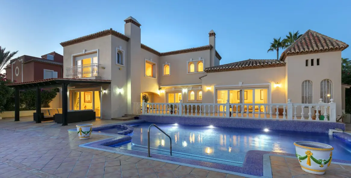 Sale of detached villa in Marbella East (district Marbesa) 3