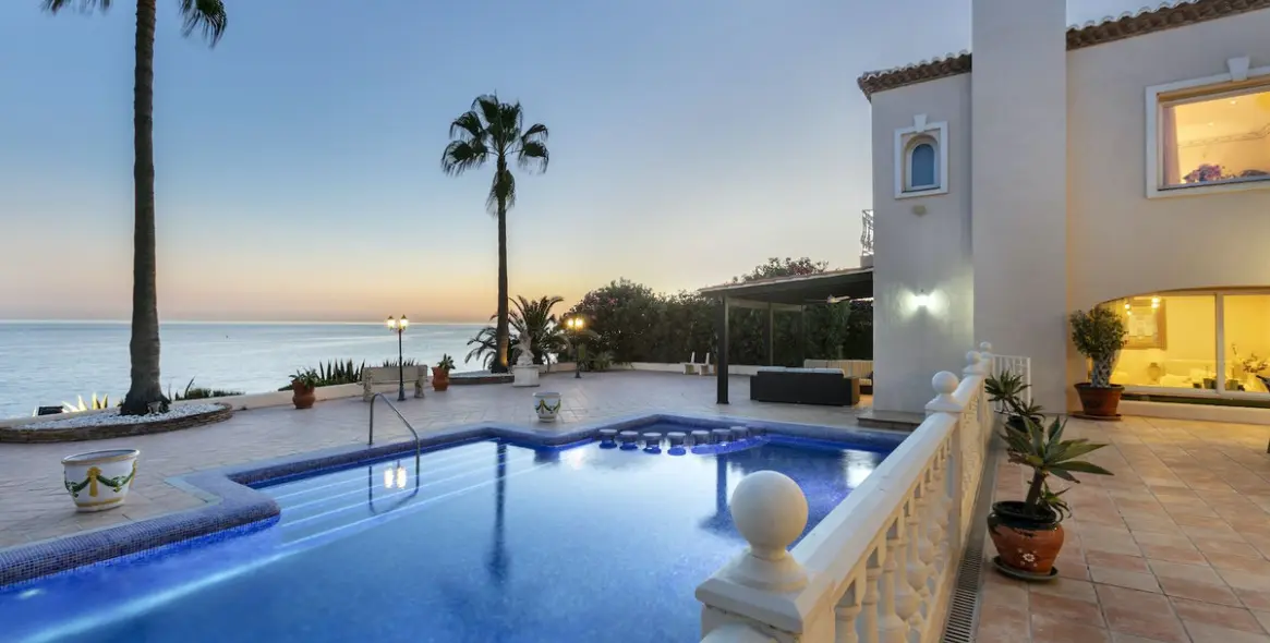 Sale of detached villa in Marbella East (district Marbesa) 4