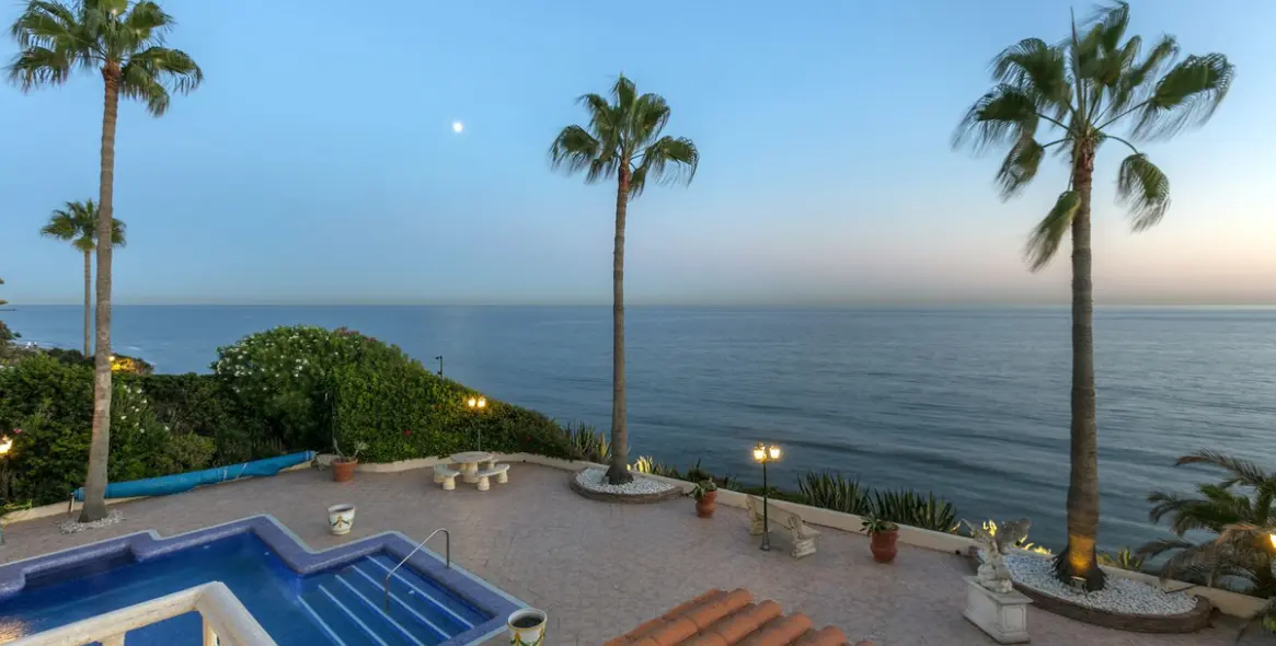 Sale of detached villa in Marbella East (district Marbesa) 5