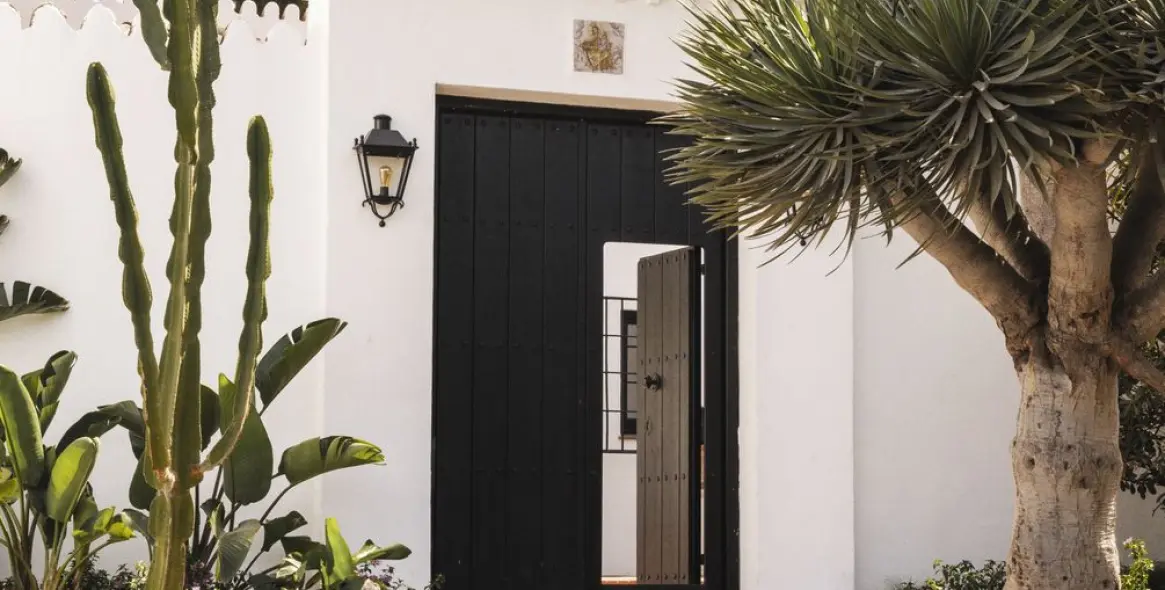 Продажа  отдельно стоящей виллы в Malaga (район Málaga Este) 3