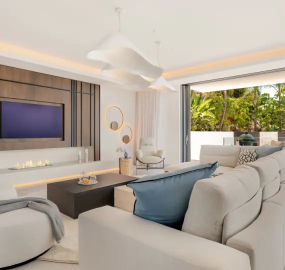 Продажа  отдельно стоящей виллы в El Rosario